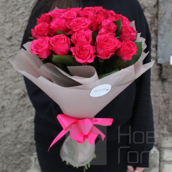 25 малиновых роз 40см Маме