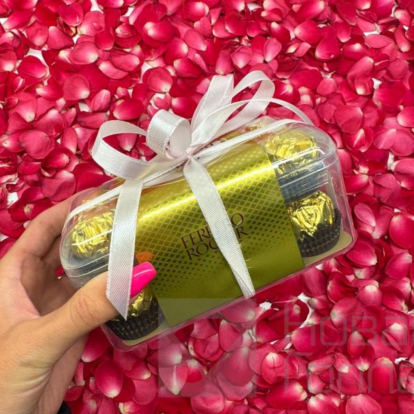 Конфеты Ferrero Rocher с декором, 200г