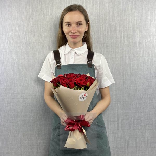 Букет Для любимой из красных роз  40 см