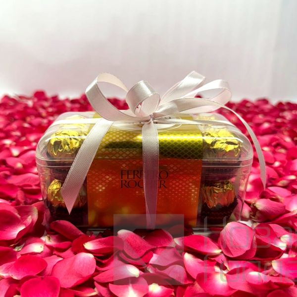 Конфеты Ferrero Rocher с декором, 200г