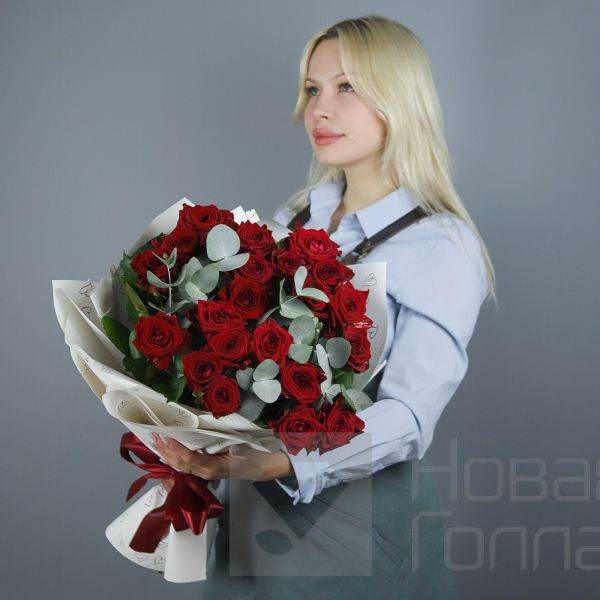 Букет 21 роза с декором  60 см